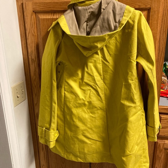 COPY - Yellow lined J. Crew raincoat, size small - Picture 5 of 12
